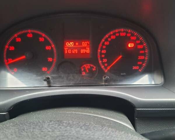 Серый Фольксваген Кадди, объемом двигателя 1.6 л и пробегом 310 тыс. км за 6500 $, фото 4 на Automoto.ua