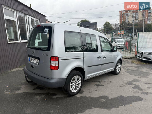 Сірий Фольксваген Кадді, об'ємом двигуна 1.6 л та пробігом 180 тис. км за 7500 $, фото 7 на Automoto.ua