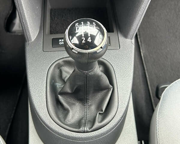 Сірий Фольксваген Кадді, об'ємом двигуна 1.4 л та пробігом 193 тис. км за 6550 $, фото 39 на Automoto.ua