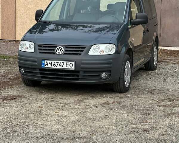 Серый Фольксваген Кадди, объемом двигателя 1.6 л и пробегом 194 тыс. км за 9000 $, фото 8 на Automoto.ua