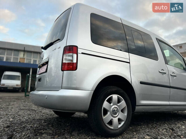 Серый Фольксваген Кадди, объемом двигателя 1.6 л и пробегом 220 тыс. км за 7999 $, фото 29 на Automoto.ua