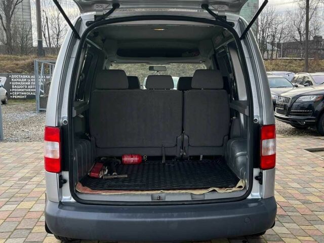 Серый Фольксваген Кадди, объемом двигателя 2 л и пробегом 186 тыс. км за 8990 $, фото 18 на Automoto.ua