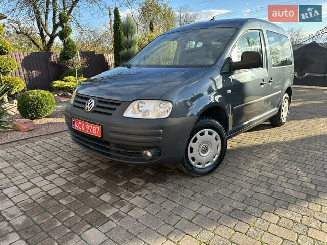 Серый Фольксваген Кадди, объемом двигателя 1.6 л и пробегом 189 тыс. км за 6950 $, фото 1 на Automoto.ua