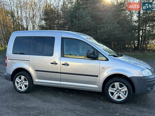 Сірий Фольксваген Кадді, об'ємом двигуна 1.4 л та пробігом 193 тис. км за 6550 $, фото 7 на Automoto.ua