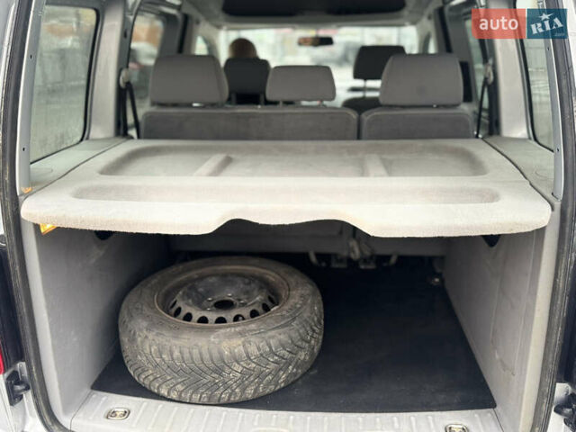 Серый Фольксваген Кадди, объемом двигателя 1.6 л и пробегом 167 тыс. км за 7899 $, фото 18 на Automoto.ua