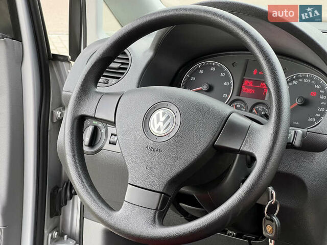 Фольксваген Кадди 2009 в Житомире на Automoto.ua Серый Фольксваген Кадди, объемом двигателя 1.6 л и пробегом 139 тыс. км за 9299 $, фото 49 на Automoto.ua