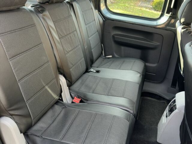 Сірий Фольксваген Кадді, об'ємом двигуна 1.6 л та пробігом 189 тис. км за 6900 $, фото 6 на Automoto.ua