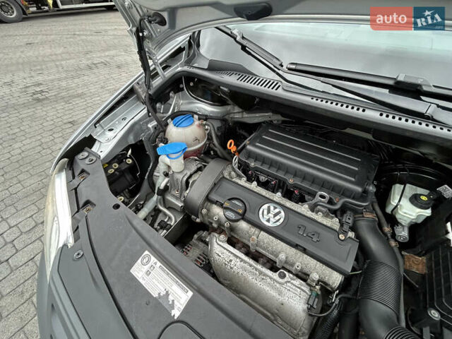 Серый Фольксваген Кадди, объемом двигателя 1.4 л и пробегом 193 тыс. км за 6950 $, фото 59 на Automoto.ua