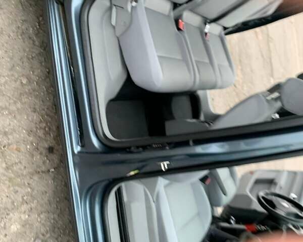 Серый Фольксваген Кадди, объемом двигателя 1.4 л и пробегом 161 тыс. км за 7300 $, фото 16 на Automoto.ua