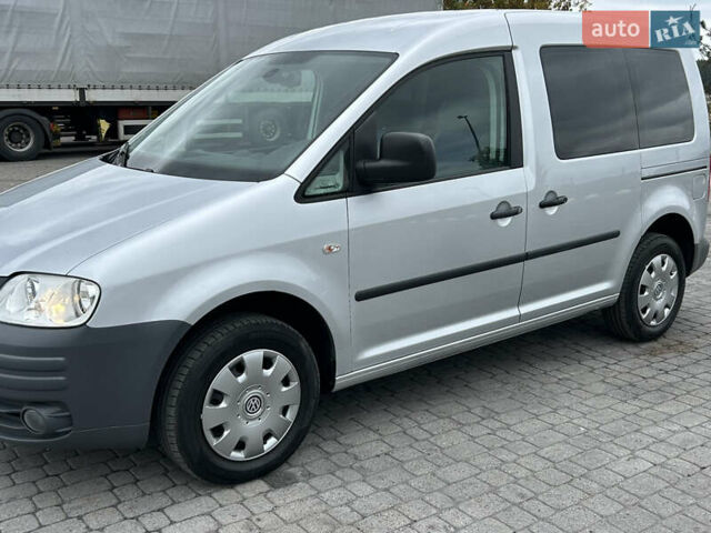 Серый Фольксваген Кадди, объемом двигателя 1.4 л и пробегом 193 тыс. км за 6950 $, фото 4 на Automoto.ua