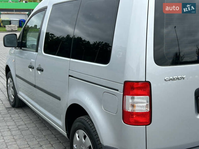 Серый Фольксваген Кадди, объемом двигателя 1.4 л и пробегом 193 тыс. км за 6950 $, фото 6 на Automoto.ua