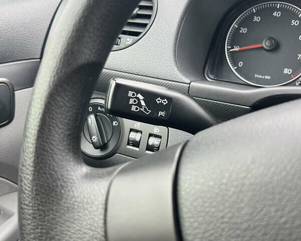 Фольксваген Кадди 2009 в Житомире на Automoto.ua Серый Фольксваген Кадди, объемом двигателя 1.6 л и пробегом 139 тыс. км за 9299 $, фото 51 на Automoto.ua