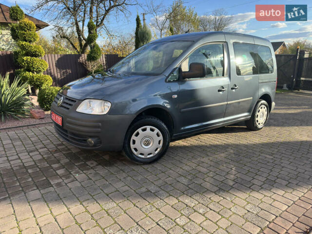 Серый Фольксваген Кадди, объемом двигателя 1.6 л и пробегом 189 тыс. км за 6950 $, фото 2 на Automoto.ua