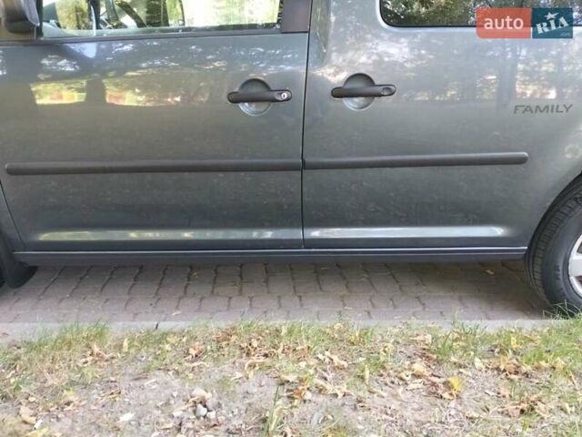 Серый Фольксваген Кадди, объемом двигателя 1.9 л и пробегом 232 тыс. км за 9700 $, фото 22 на Automoto.ua