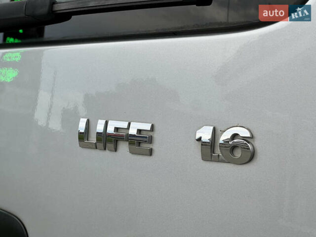 Фольксваген Кадди 2009 в Житомире на Automoto.ua Серый Фольксваген Кадди, объемом двигателя 1.6 л и пробегом 139 тыс. км за 9299 $, фото 18 на Automoto.ua