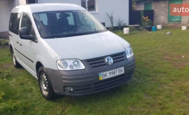 Серый Фольксваген Кадди, объемом двигателя 2 л и пробегом 263 тыс. км за 7500 $, фото 2 на Automoto.ua
