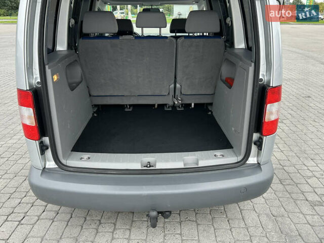 Серый Фольксваген Кадди, объемом двигателя 1.4 л и пробегом 193 тыс. км за 6950 $, фото 40 на Automoto.ua