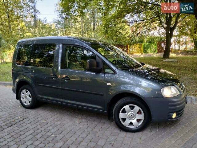 Серый Фольксваген Кадди, объемом двигателя 1.9 л и пробегом 232 тыс. км за 9700 $, фото 5 на Automoto.ua