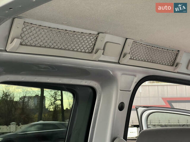 Фольксваген Кадди 2009 в Житомире на Automoto.ua Серый Фольксваген Кадди, объемом двигателя 1.6 л и пробегом 139 тыс. км за 9299 $, фото 37 на Automoto.ua