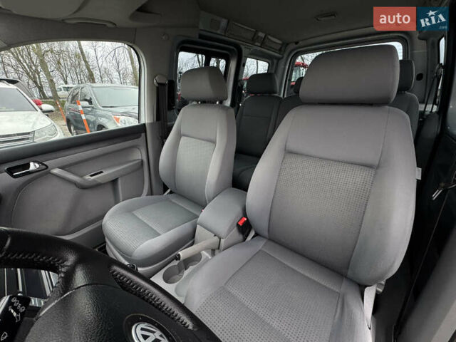 Серый Фольксваген Кадди, объемом двигателя 1.6 л и пробегом 215 тыс. км за 8900 $, фото 9 на Automoto.ua