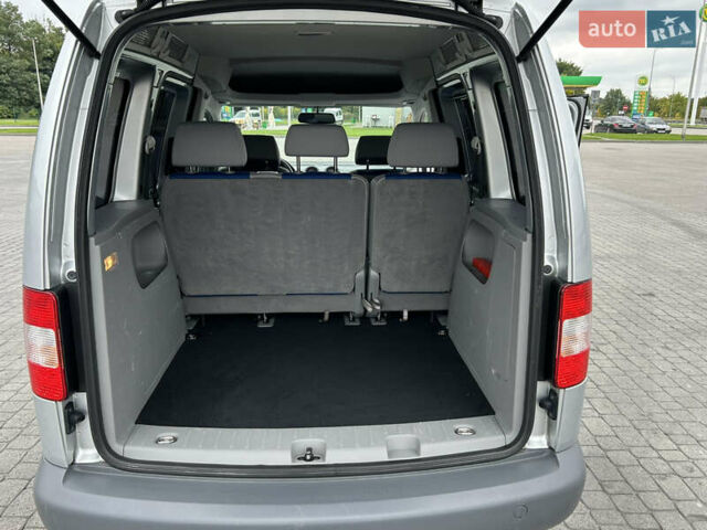 Серый Фольксваген Кадди, объемом двигателя 1.4 л и пробегом 193 тыс. км за 6950 $, фото 35 на Automoto.ua