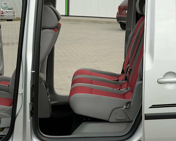 Фольксваген Кадди 2009 в Житомире на Automoto.ua Серый Фольксваген Кадди, объемом двигателя 1.6 л и пробегом 139 тыс. км за 9299 $, фото 24 на Automoto.ua