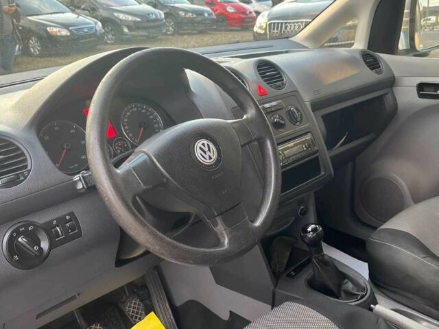 Серый Фольксваген Кадди, объемом двигателя 1.9 л и пробегом 258 тыс. км за 6990 $, фото 9 на Automoto.ua