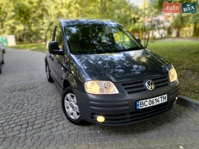 Серый Фольксваген Кадди, объемом двигателя 1.9 л и пробегом 232 тыс. км за 9700 $, фото 3 на Automoto.ua