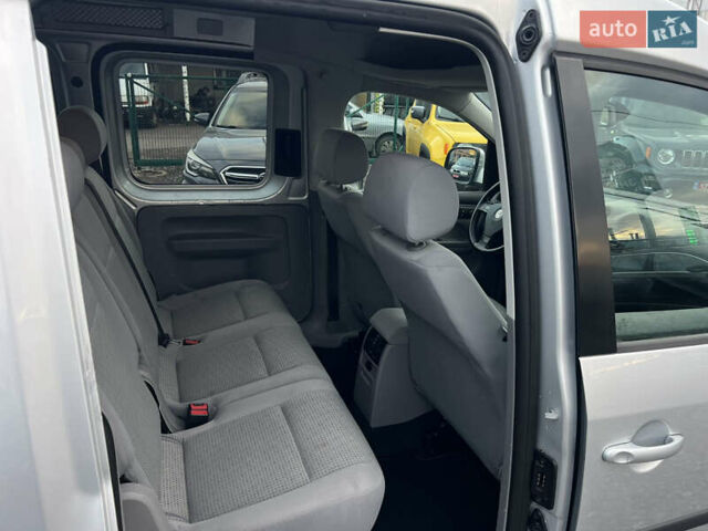 Серый Фольксваген Кадди, объемом двигателя 1.6 л и пробегом 220 тыс. км за 7999 $, фото 13 на Automoto.ua