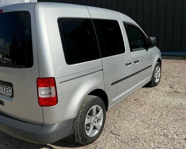 Серый Фольксваген Кадди, объемом двигателя 1.9 л и пробегом 185 тыс. км за 9300 $, фото 9 на Automoto.ua