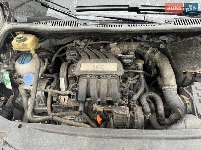 Серый Фольксваген Кадди, объемом двигателя 1.6 л и пробегом 167 тыс. км за 7899 $, фото 25 на Automoto.ua