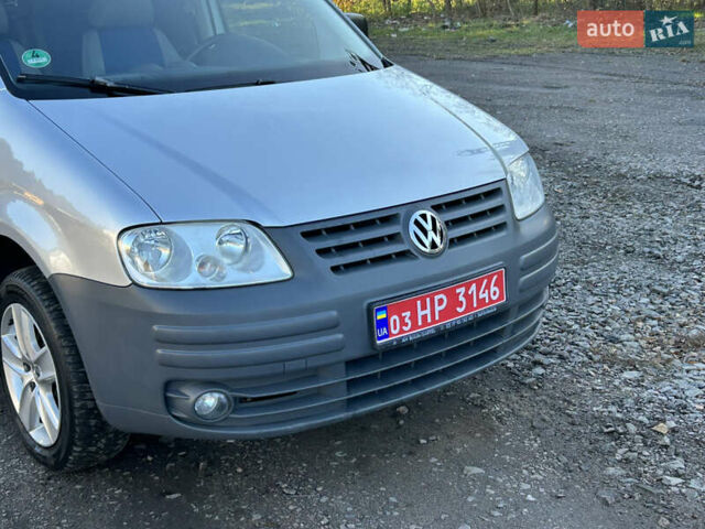 Сірий Фольксваген Кадді, об'ємом двигуна 1.4 л та пробігом 193 тис. км за 6550 $, фото 3 на Automoto.ua