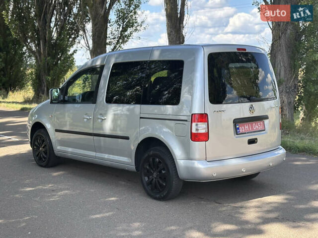 Серый Фольксваген Кадди, объемом двигателя 1.6 л и пробегом 256 тыс. км за 8300 $, фото 11 на Automoto.ua