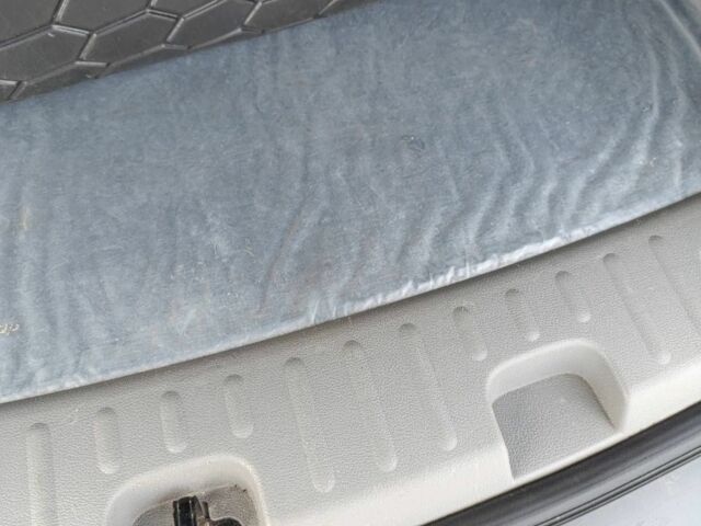 Сірий Фольксваген Кадді, об'ємом двигуна 1.4 л та пробігом 180 тис. км за 7750 $, фото 13 на Automoto.ua