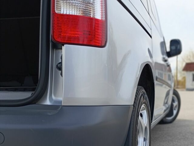 Сірий Фольксваген Кадді, об'ємом двигуна 1.4 л та пробігом 180 тис. км за 7750 $, фото 3 на Automoto.ua