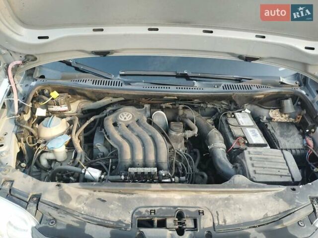 Сірий Фольксваген Кадді, об'ємом двигуна 1.98 л та пробігом 395 тис. км за 5500 $, фото 8 на Automoto.ua