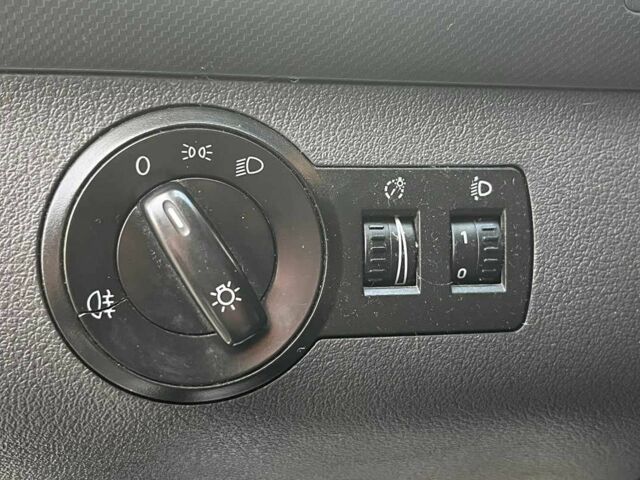 Серый Фольксваген Кадди, объемом двигателя 1.9 л и пробегом 258 тыс. км за 6990 $, фото 13 на Automoto.ua