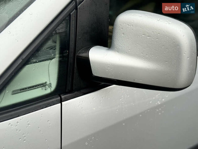 Серый Фольксваген Кадди, объемом двигателя 1.6 л и пробегом 167 тыс. км за 7899 $, фото 12 на Automoto.ua