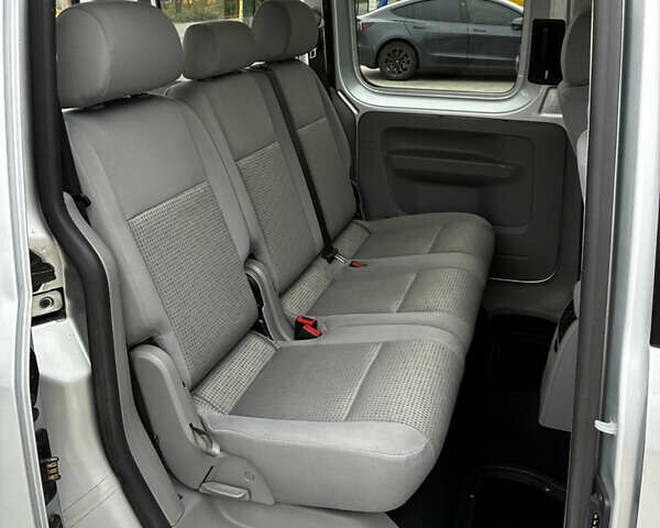 Серый Фольксваген Кадди, объемом двигателя 1.4 л и пробегом 187 тыс. км за 7700 $, фото 9 на Automoto.ua