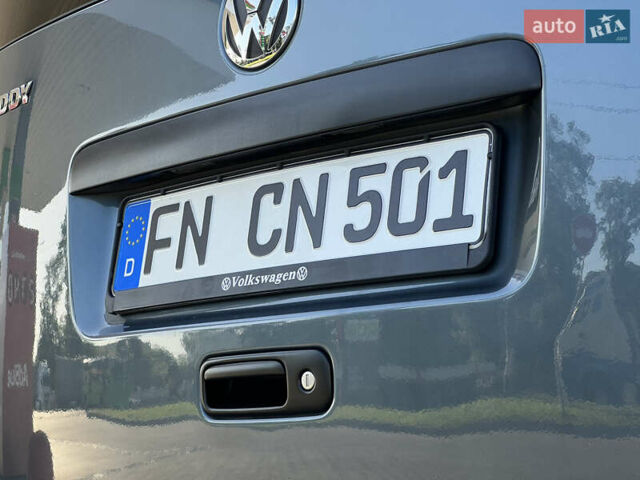 Сірий Фольксваген Кадді, об'ємом двигуна 1.6 л та пробігом 135 тис. км за 9200 $, фото 19 на Automoto.ua