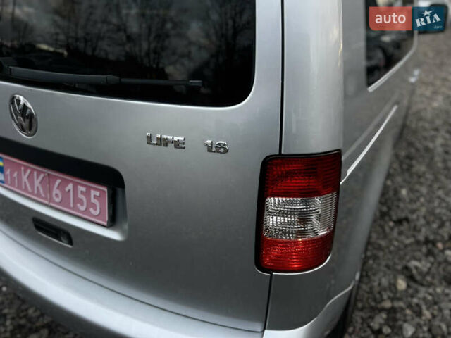 Серый Фольксваген Кадди, объемом двигателя 1.6 л и пробегом 220 тыс. км за 7999 $, фото 27 на Automoto.ua