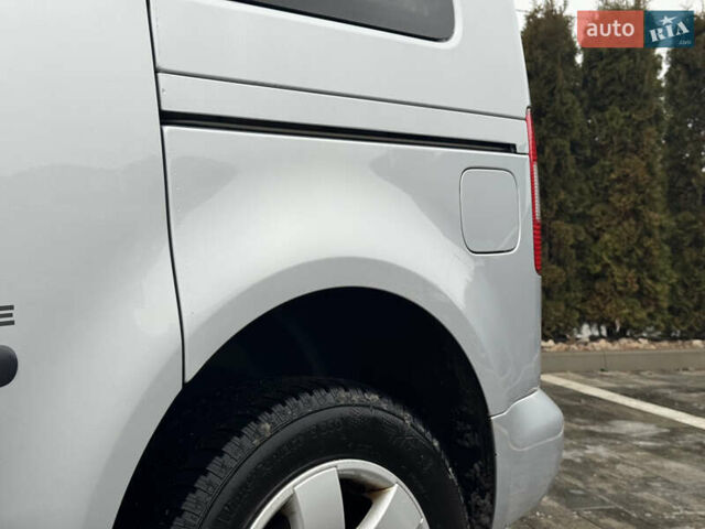 Сірий Фольксваген Кадді, об'ємом двигуна 0 л та пробігом 242 тис. км за 8400 $, фото 39 на Automoto.ua