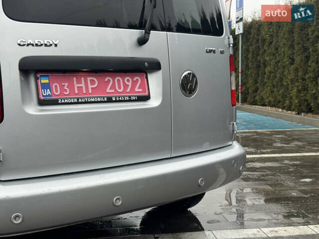 Сірий Фольксваген Кадді, об'ємом двигуна 0 л та пробігом 242 тис. км за 8400 $, фото 16 на Automoto.ua