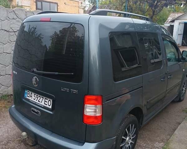 Серый Фольксваген Кадди, объемом двигателя 1.9 л и пробегом 310 тыс. км за 7800 $, фото 5 на Automoto.ua