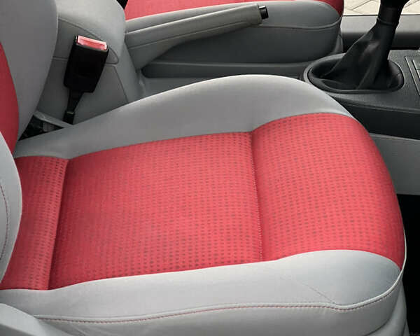 Фольксваген Кадди 2009 в Житомире на Automoto.ua Серый Фольксваген Кадди, объемом двигателя 1.6 л и пробегом 139 тыс. км за 9299 $, фото 29 на Automoto.ua