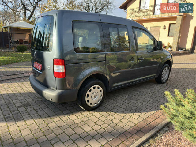 Серый Фольксваген Кадди, объемом двигателя 1.6 л и пробегом 189 тыс. км за 6950 $, фото 10 на Automoto.ua