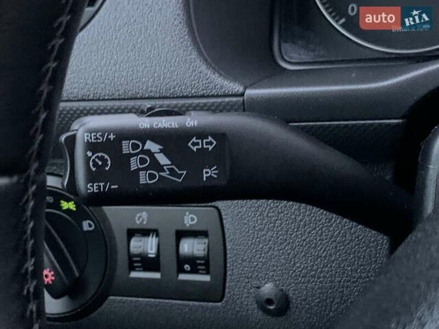 Серый Фольксваген Кадди, объемом двигателя 1.6 л и пробегом 223 тыс. км за 8255 $, фото 41 на Automoto.ua