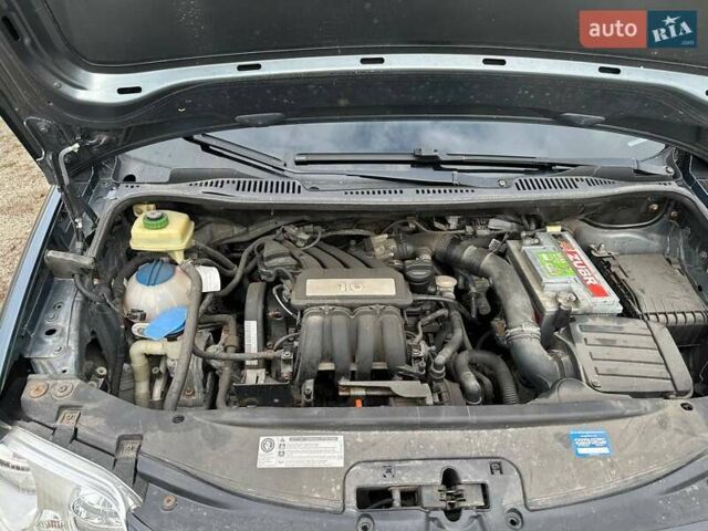 Серый Фольксваген Кадди, объемом двигателя 1.6 л и пробегом 194 тыс. км за 9000 $, фото 20 на Automoto.ua