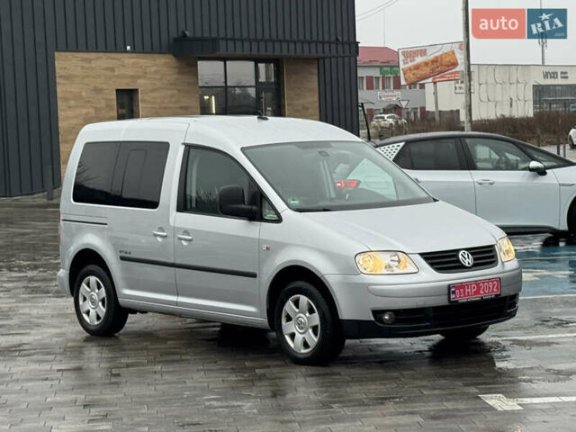 Сірий Фольксваген Кадді, об'ємом двигуна 0 л та пробігом 242 тис. км за 8400 $, фото 92 на Automoto.ua