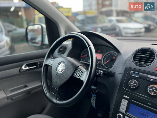 Серый Фольксваген Кадди, объемом двигателя 1.6 л и пробегом 220 тыс. км за 7999 $, фото 8 на Automoto.ua